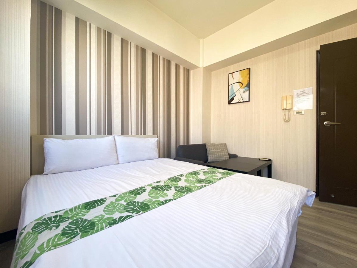 長月居 Apartment Taichung Exterior photo